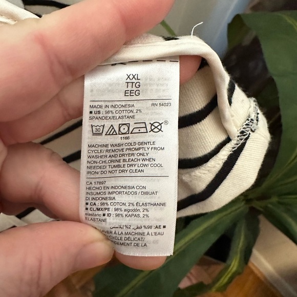 Old Navy Black and White Striped Blazer Women’s Size XXL - Picture 9 of 9